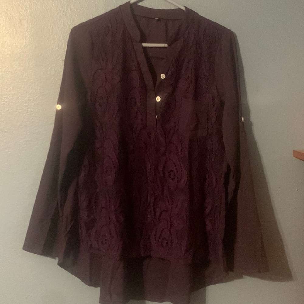 NWOT Beautiful deep purple blouse